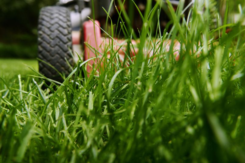 Meadow Mowing in Waldorf, MD